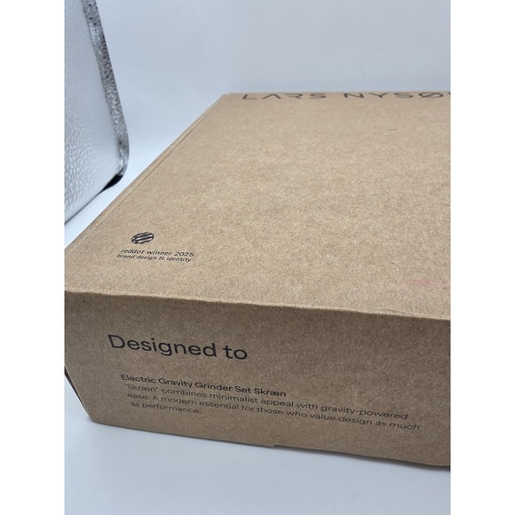 LARS NYSØM Austrian Design Electric Salt and Pepper Grinder Set Taupe Brown USB - Picture 9 of 13